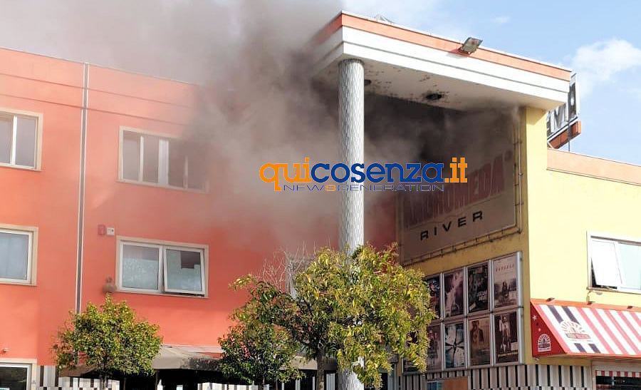 River Village Incendio