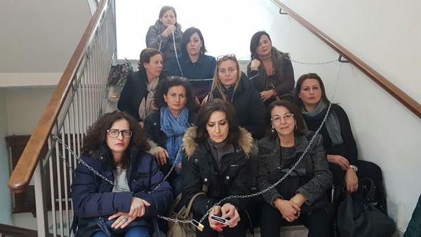 rossano-donne-incatenate