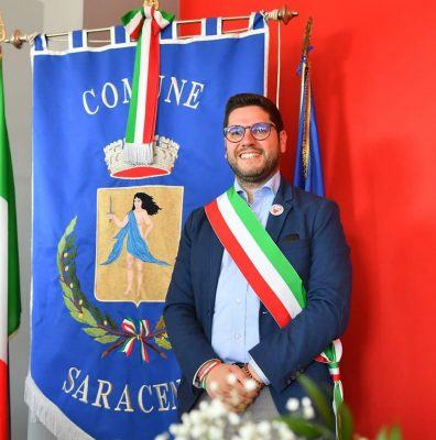 Saracena, Renzo Russo «Il nostro impegno per il 2023 è di non lasciare indietro nessuno» 52 Russo Renzo sindaco Saracena nuova2022