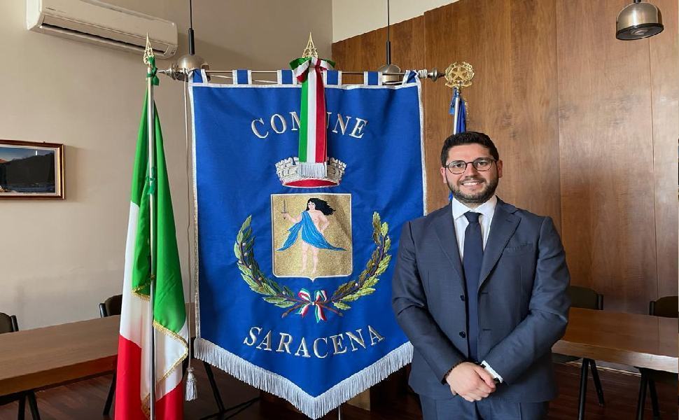 Russo sindaco Saracena nuova 1