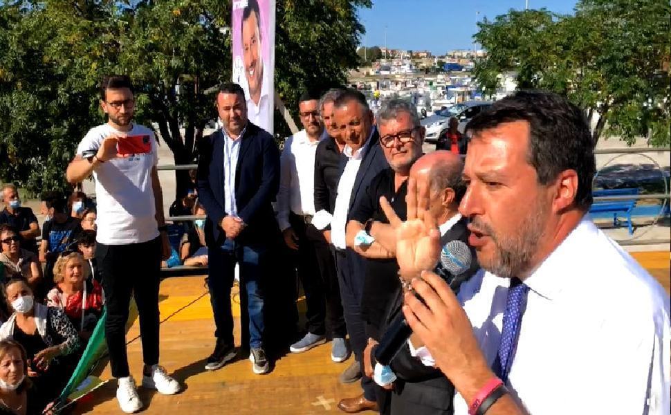 Politica in piazza per il rush finale, Salvini chiude in Calabria. Ma ogni big gioca per sé 51 SALVINI CIROM 230921 1