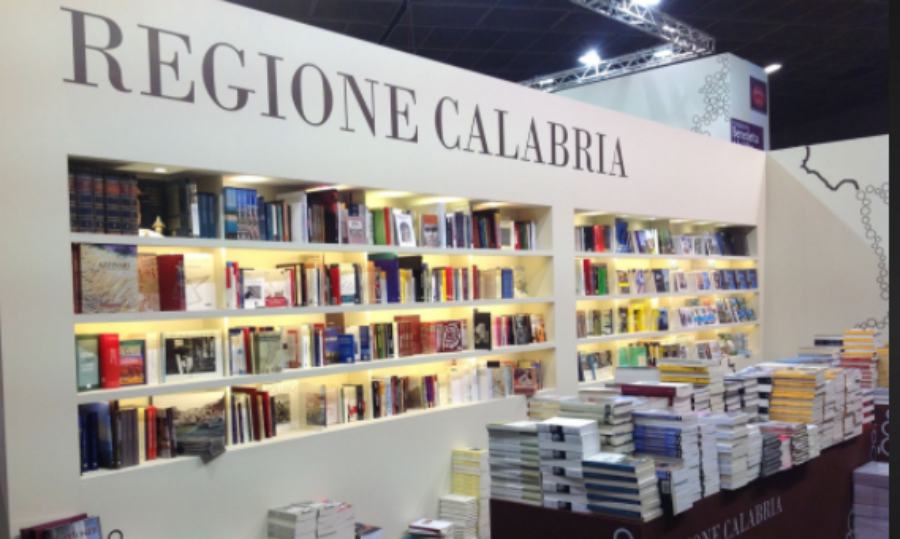Salone Libro Torno stand Regione Calabria