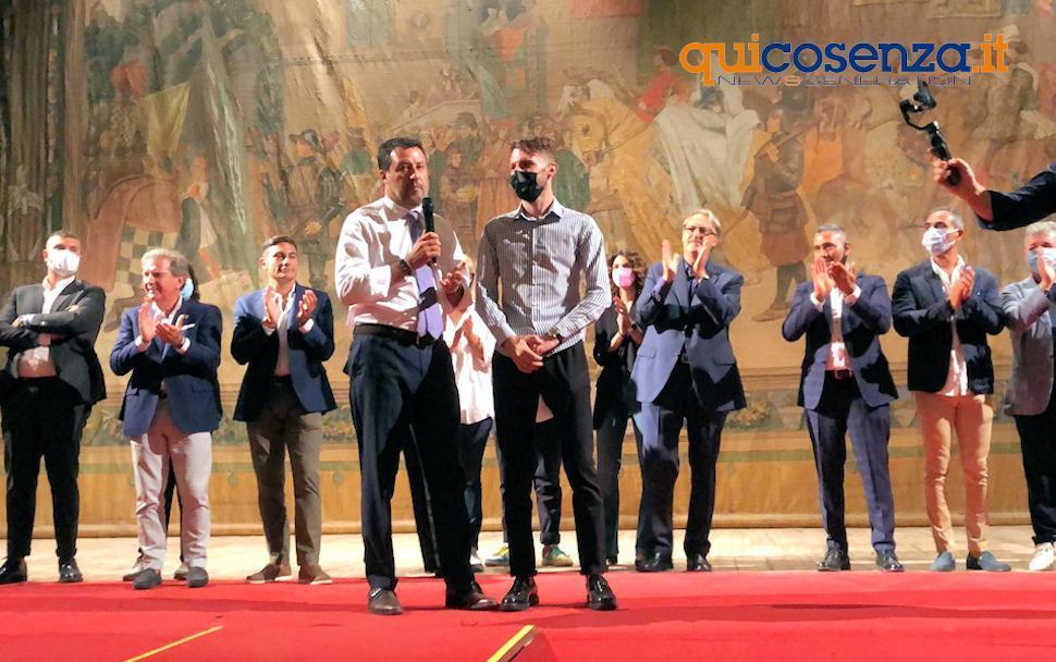 Salvini a Cosenza "non voglio vincere, ma stravincere". E difende Mattia Lanzino 65 Salvini Cosenza ok 1