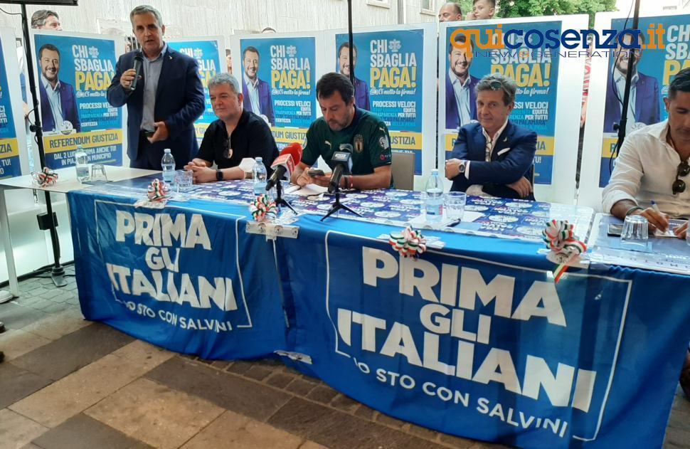 Salvini a Cosenza "convinto della vittoria e la Lega avrà un'affermazione incredibile" 51 Salvini Cosenza ok