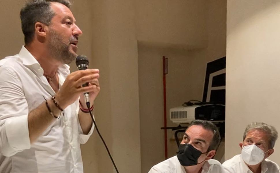 Il leader della Lega torna in Calabria per fare il punto della situazione 51 Salvini a Cosenza 3