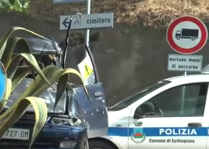 Finisce con l'auto contro una rotonda e muore sul colpo 51 Schermata 2016 06 10 alle 11