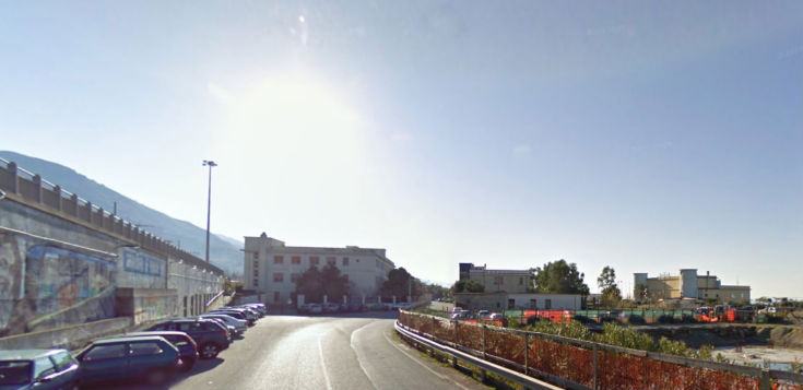Cadavere di un uomo ritrovato impiccato nei pressi della stazione 51 suicidio paola