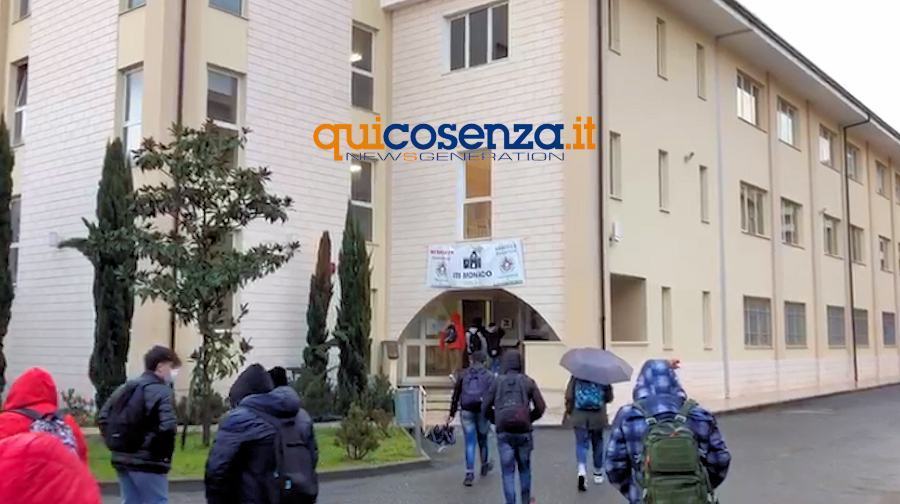 Scuole coronavirus Cosenza