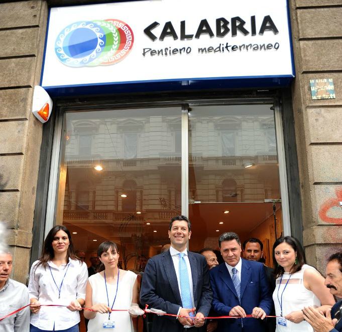La sede della Regione Calabria a Milano chiusa per l'intera durata dell'EXPO 200 Sede Milano Presidente Scopelliti3