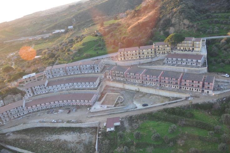 (Foto e video) Colpito il patrimonio della 'ndrangheta del Soveratese: confiscati beni per 25 milioni di euro 74 Sequestro