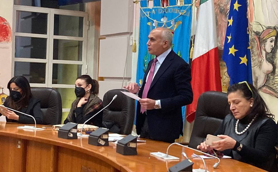 Sindaco Franz Caruso Conferenza dei Sindaci