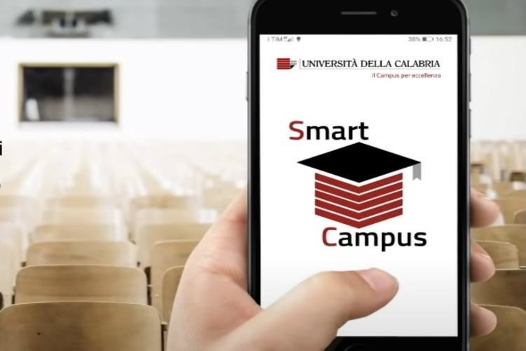 SmartCampus: l'app che consente il tracciamento immediato, va oltre i confini universitari 60 Smart campus