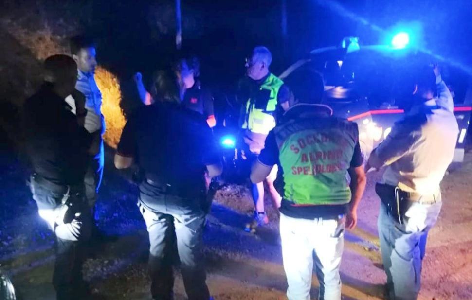 Due adulti e quattro bambini si perdono nei boschi della Sila. Ritrovati nella notte 51 Soccorso Alpino 7