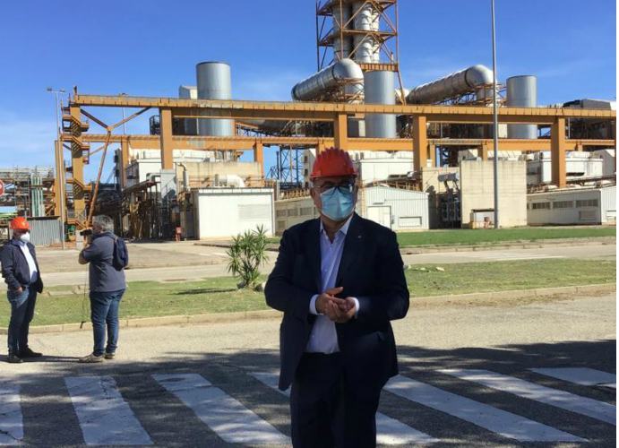 Ex Centrale Enel Rossano, sopralluogo di Guccione: "riconvertirla in ottica di sviluppo sostenibile" 71 Sopralluogo Centrale Enel 3