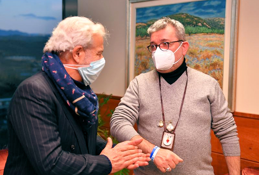Scuole, anche il commissario Longo per la chiusura "inevitabile per le vaccinazioni di massa" 51 Spirli longo 3