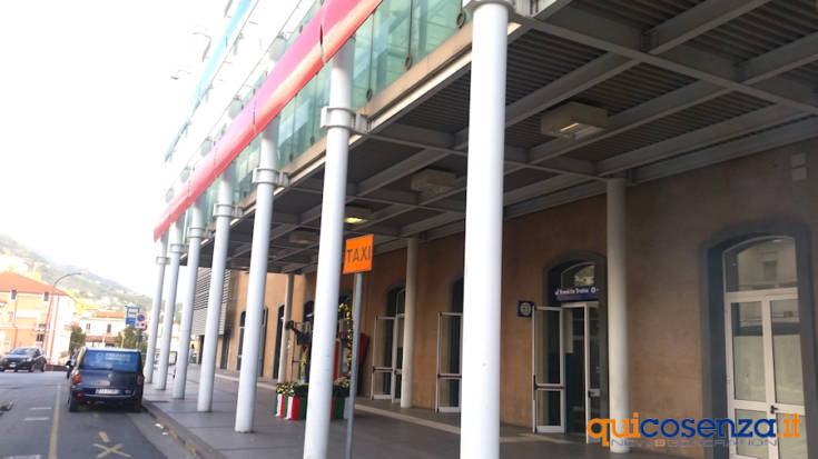 Stazione di Paola FS3