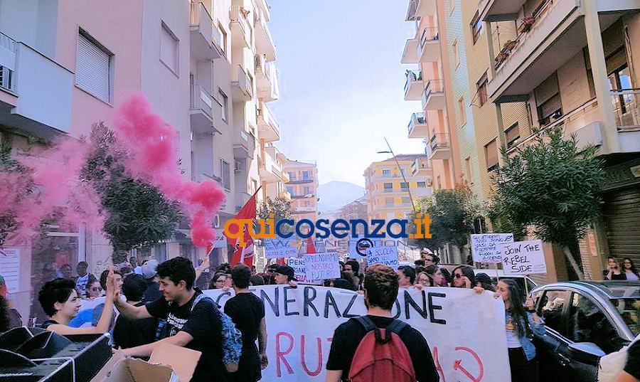 Studenti proteste3