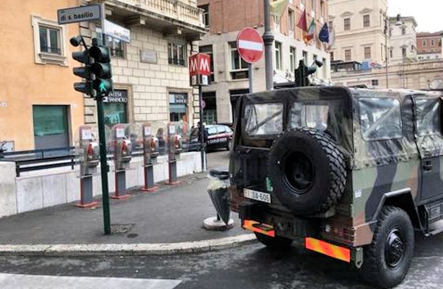 Suicida a Roma bersagliere Cosenza