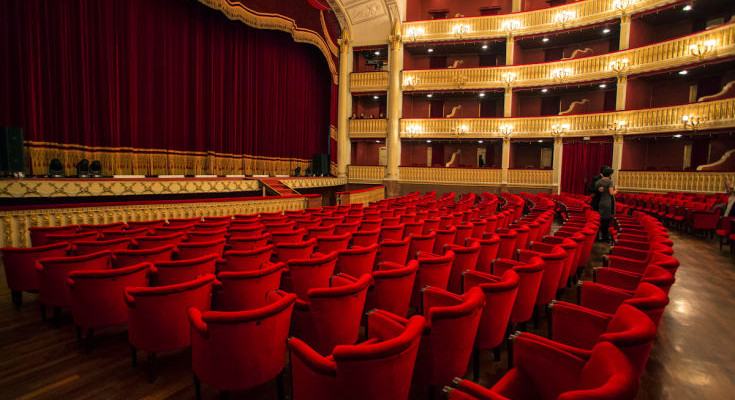 Teatro Rendano Cosenza 735x400 1