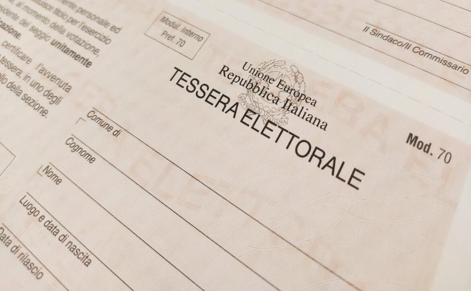 Cosenza, Comune su tessere elettorali: procedure per richiederle 51 Tessere elettorali 1