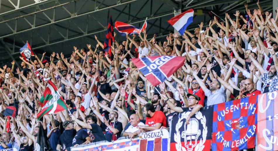 Tifosi Cosenza grande