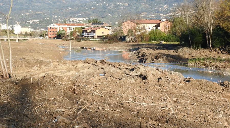 Rende, 200mila euro per la lotta al degrado: via libera al piano di riqualificazione ambientale 53 Torrente Surdo Rende 01