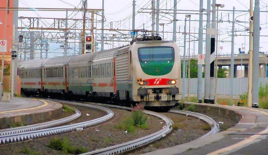 Treno ferrovia