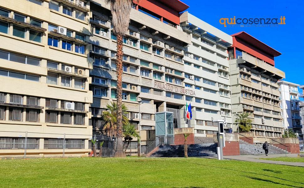 "Nessun cavallo di ritorno pagato": scagionato ingegnere 37enne di Mendicino 51 Tribunale di Cosenza 52