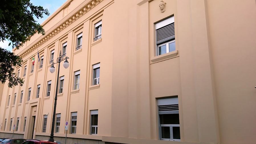 Estorsione ad una cooperativa per avere gratis olio. Due condanne e un'assoluzione 51 Tribunale vibo Valentia 4