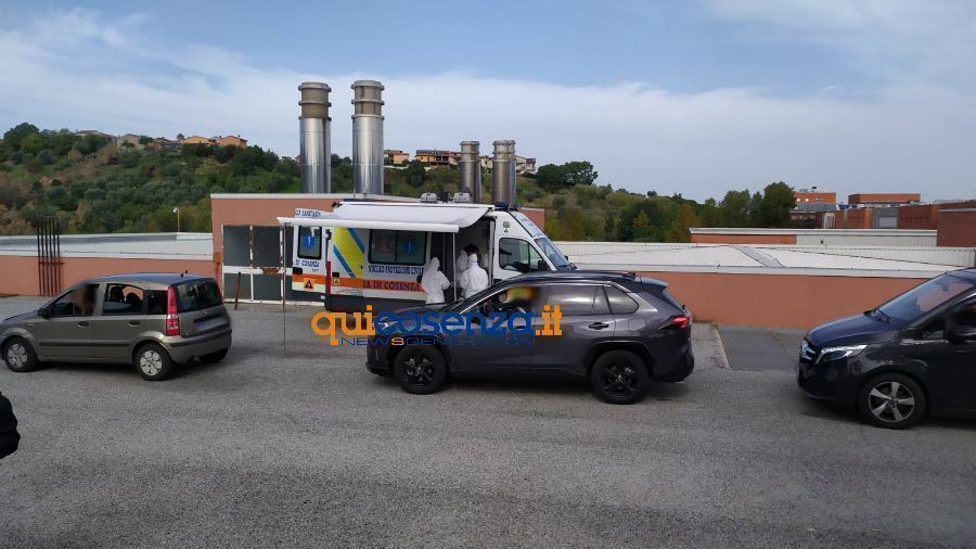 Usca postazione drive in unical 01