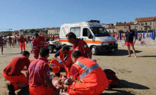 "Vacanze sicure con il 118", al via il servizio operativo per le emergenze mediche 55 Vacanze sicure 118