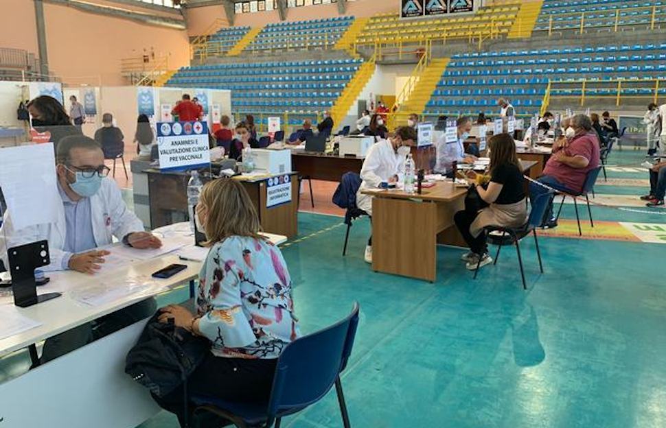 Vaccinazioni hub corigliano