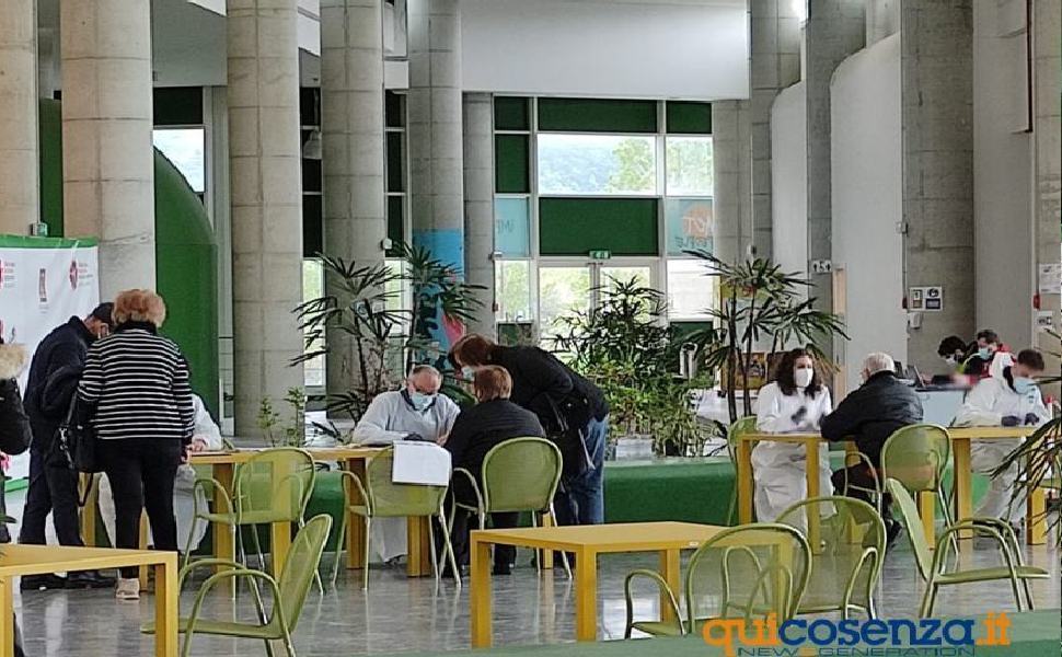 Vaccini vax day parco acquatico rende 03 1
