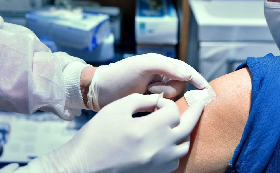 Vaccino anti-influenzale anche in Calabria "necessario per distinguere dal Covid" 51 Vaccino farmacia 2