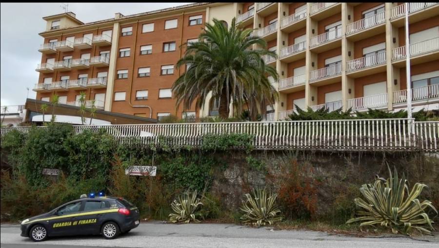 Vibo hotel 501 finanza