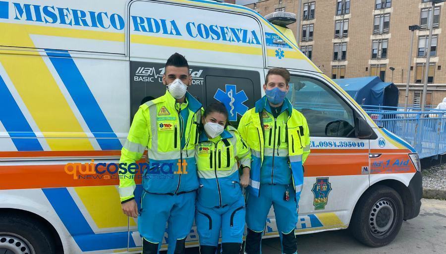 Cosenza, ha fretta di nascere e viene alla luce nell'ascensore dell'ospedale 51 Vincenzo Nardiello Marcello Pagliaro Freitas Francisca misericordia cs