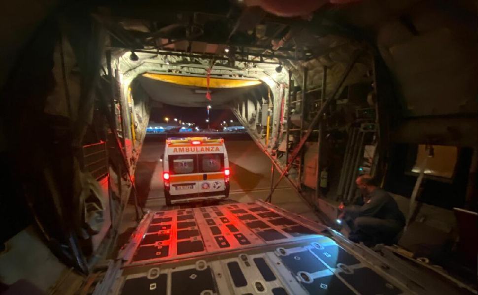 Bimba in pericolo di vita. La Prefettura di Cosenza richiede un volo d'urgenza 51 Volo Ambulanza Lamezia Ciampino