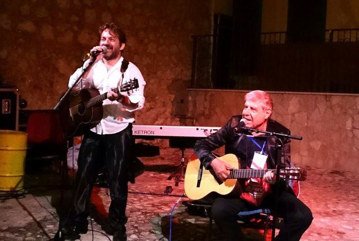 Peppe Voltarelli inizia oggi il suo tour in provincia di Cosenza 53 voltarelli
