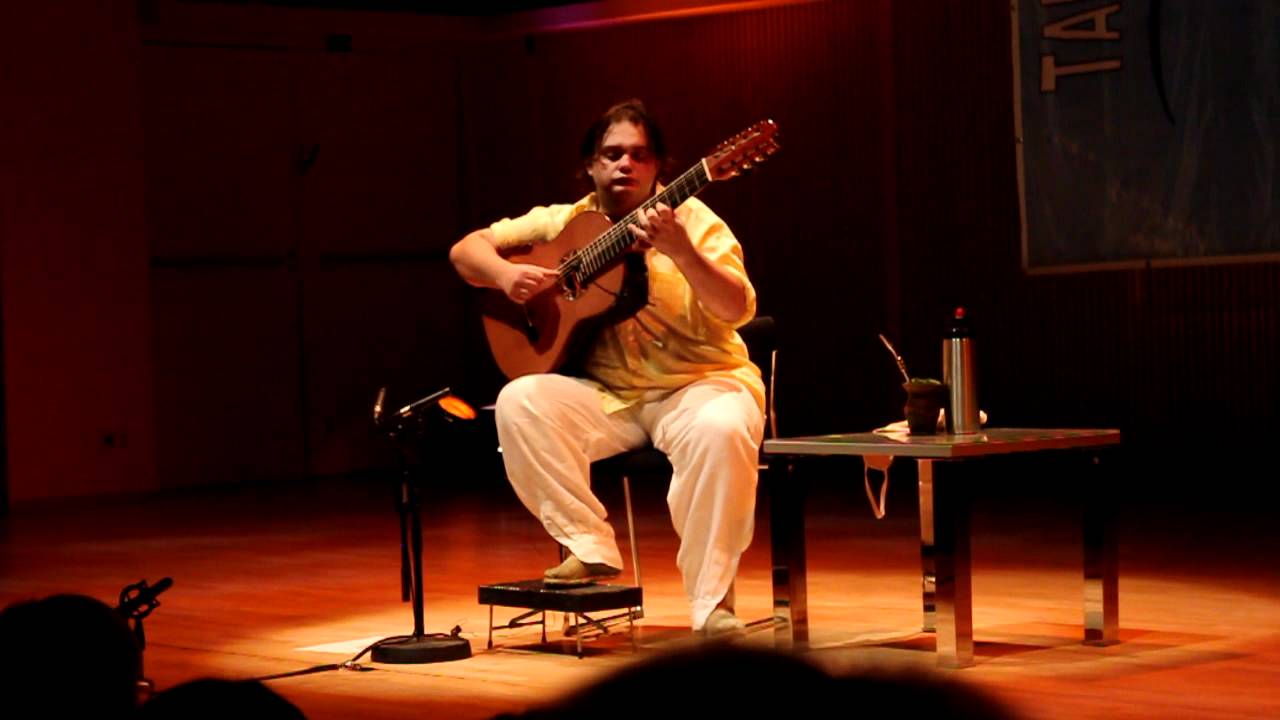 Yamandu Costa live 1