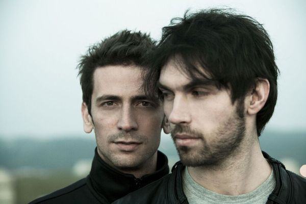 Gli Zero Assoluto tornano in concerto: la migliore selezione del duo a Marano Marchesato 62 ZeroAssoluto