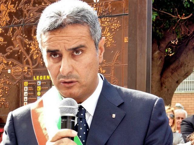 aadf27bf7d405b54c810af57383cb716