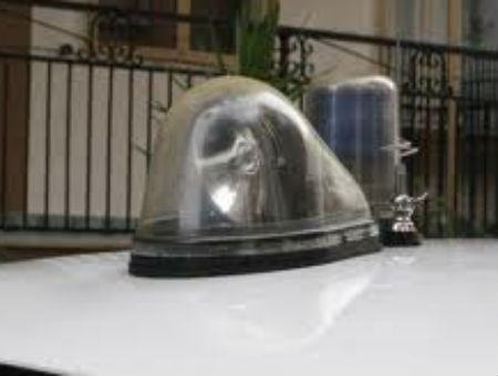 Colpi di pistola contro l'auto di una 25enne 51 ab0be206cdf4afa550333de1283ce1ef