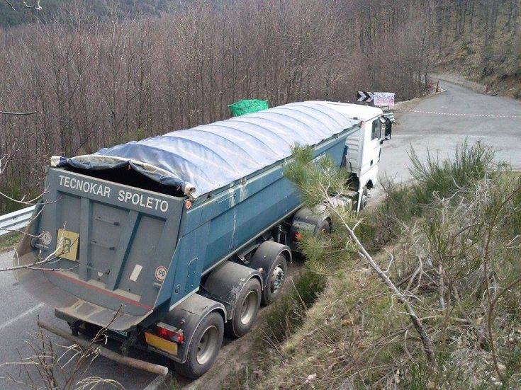 discarica celico blocchi