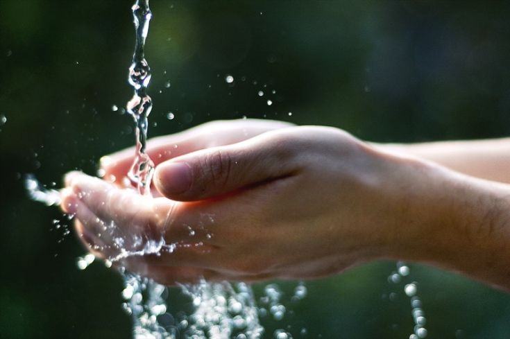 ''E l'acqua scorre'', domani incontro- dibattito sul tema dell'acqua pubblica 71 acqua bene comune