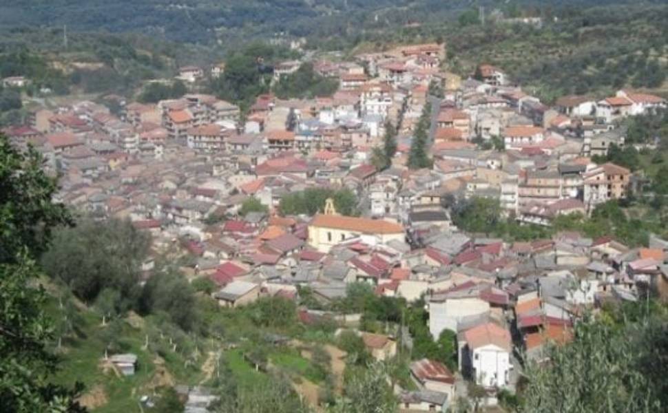 Covid, il sindaco annuncia: "Acquaro centro sarà zona rossa" 51 acquaro vv 1