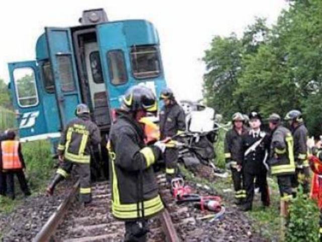 ad18d219429f3ba3bf197068408f17ae