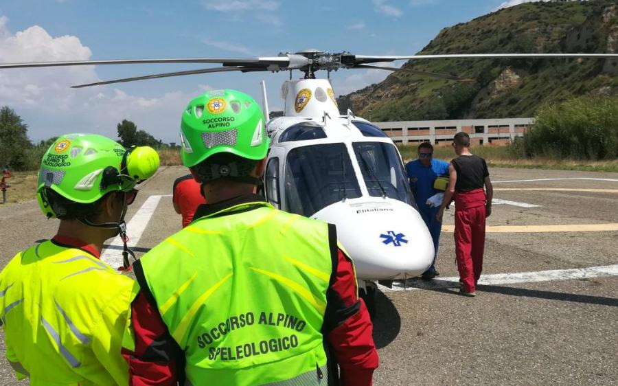 Cosenza, tre giorni di addestramento per il Servizio di Elisoccorso 68 addestramento elisoccorso cosenza 01