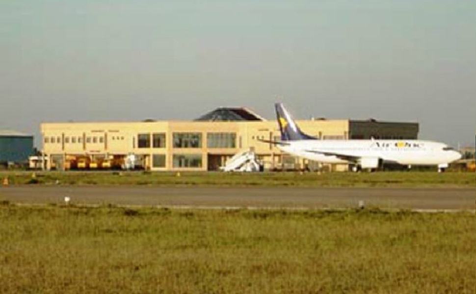 aeroporto crotone santanna 640x468 1 1
