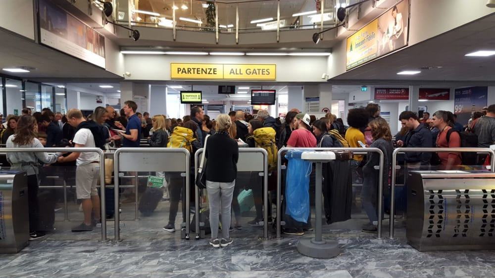 aeroporto di pisa partenze 2