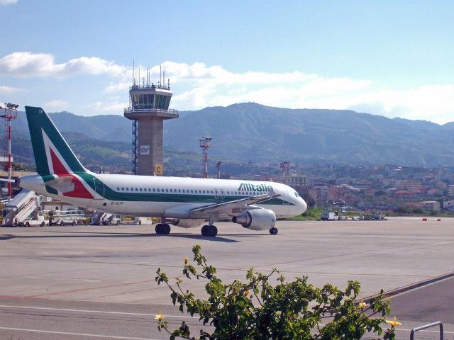 aeroporto reggio calabria sequestro